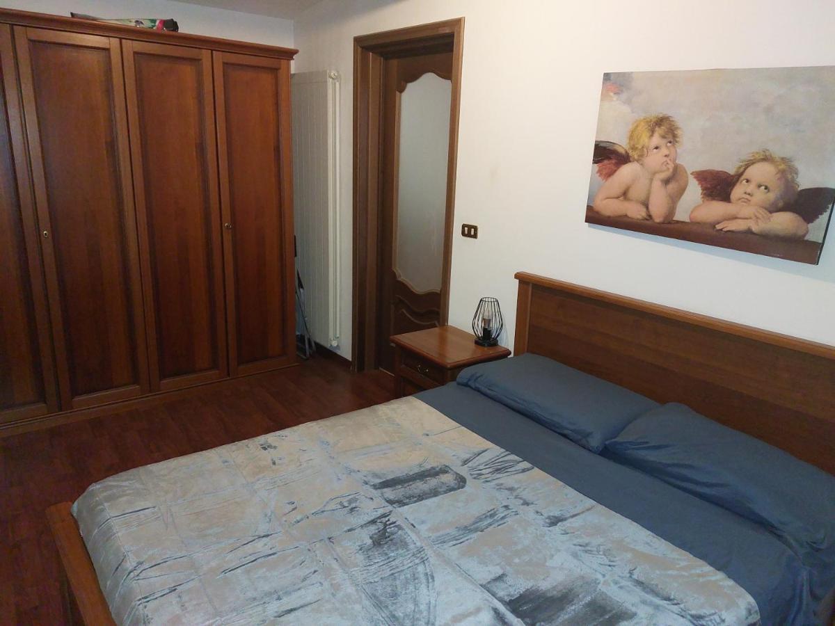 Casa Del Rustico, Indipendente Vista Sacra Con Dipinto Villa Caprie Eksteriør bilde